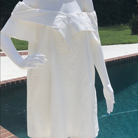 Love Riche Dresses & Skirts - NWT Loveriche off the shoulder lined a-line dress